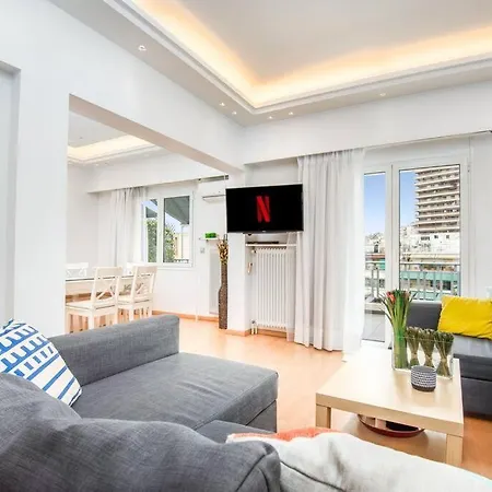 Modern Spacious Apt In Atene Esterno foto